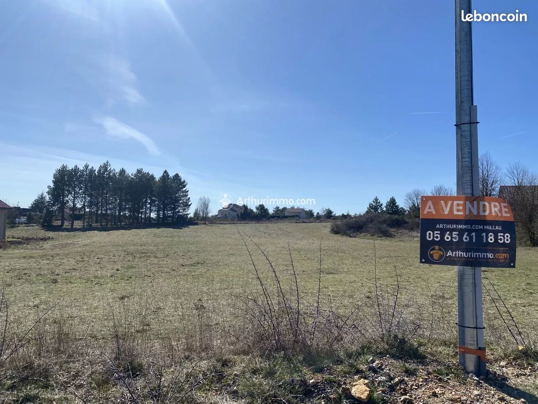 Terrain 4174 m² · à Saint-André-de-Vézines · 4 174 m² · 78 000 €