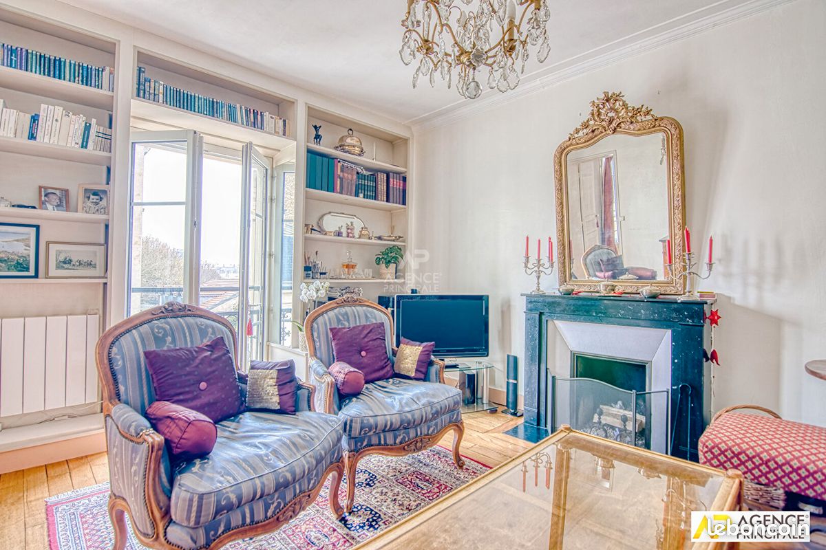 Appartement 4 pièces 84 m² · à Versailles · 84 m² · 649 000 €