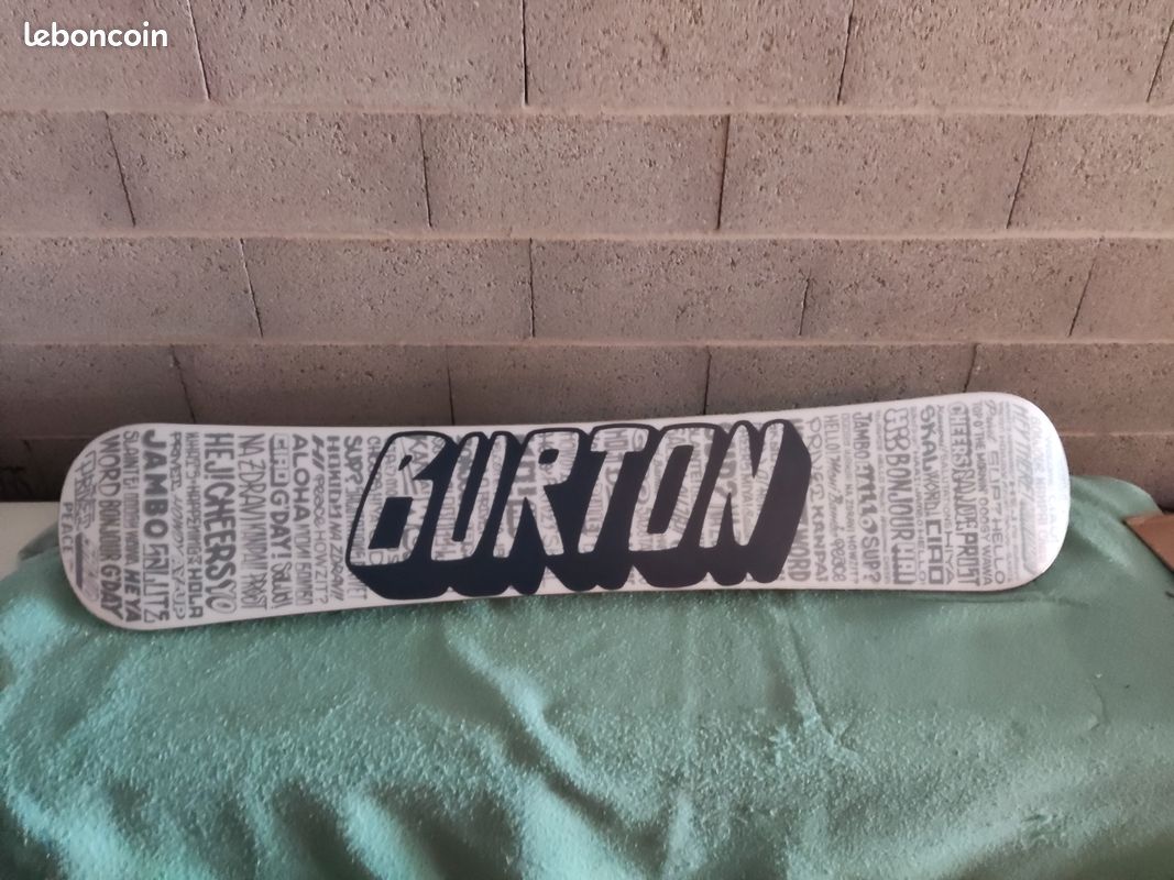 burton bullet snowboard 2012 Burton Bullet 60 (2012) + fixation Flow Elite two