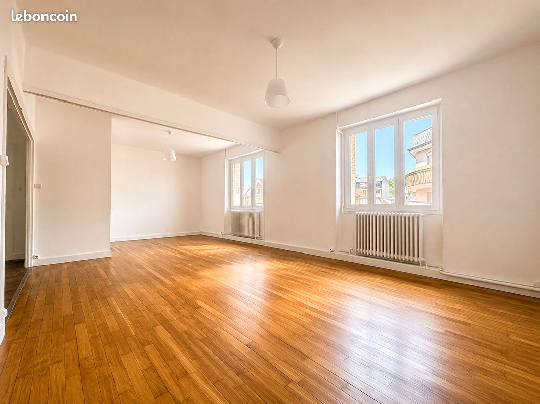 Appartement 3 pièces 91 m² · à Brive-la-Gaillarde · 91 m² · 850 €
