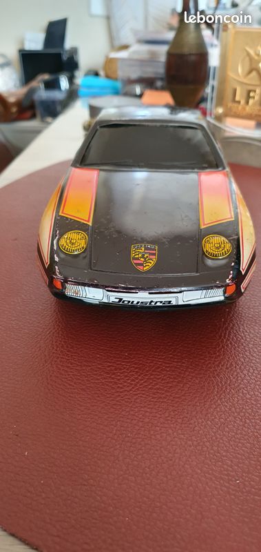 Porsche 928 GTS 1991 Rouge rubis métallisé 1/43 Minichamps 940068104 Porsche 928 GTS 1991 Rouge rubis métallisé 1/43 Minichamps 940068104