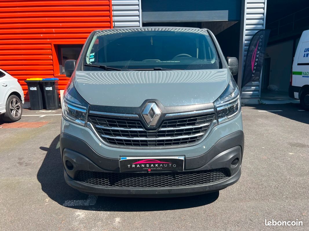 Renault trafic fourgon frigo l1h1 1000 kg 2.0l dci 120ch confort (image 2)