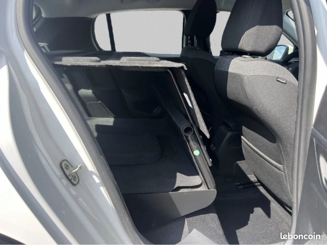 Peugeot 208 (2) Electrique Active Business R (image 14)