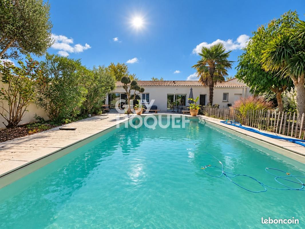 Maison 5 pièces 130 m² · à Lagord · 130 m² · 588 000 €