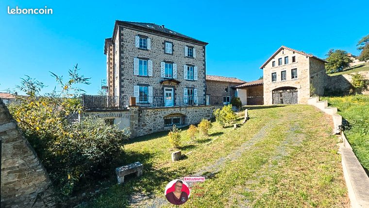 Maison 23 pièces 868 m²