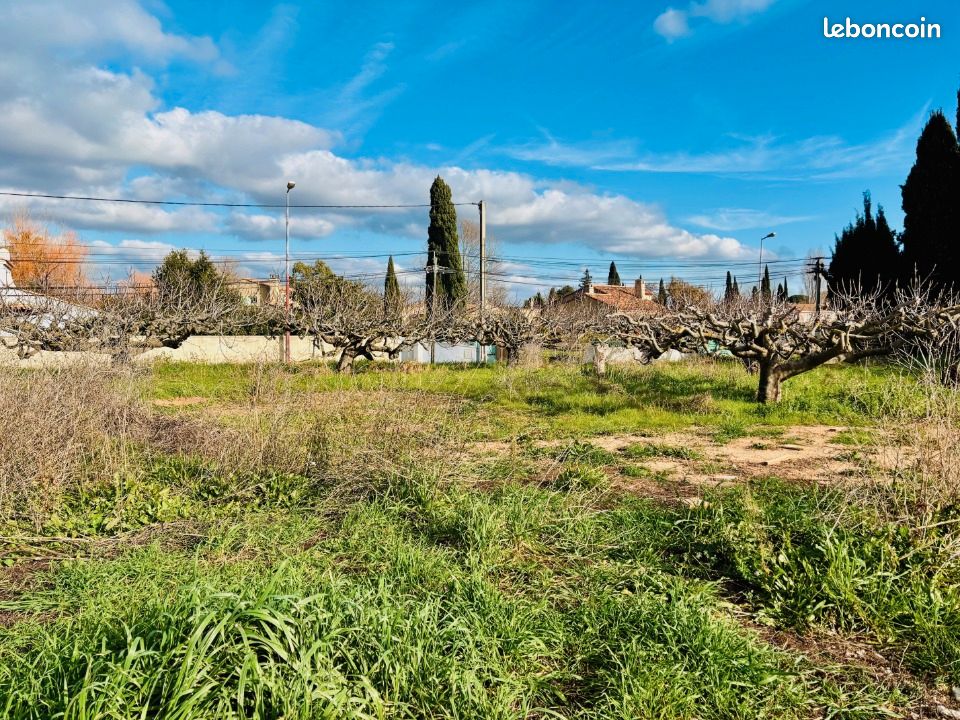 Terrain 711 m² La Farlede · à La Farlède · 315 000 €