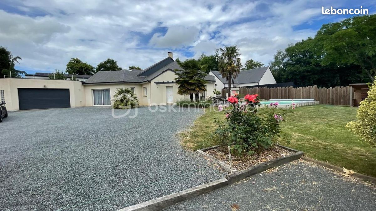 Maison 8 pièces 146 m² · à Les Hauts-d'Anjou · 146 m² · 317 000 €