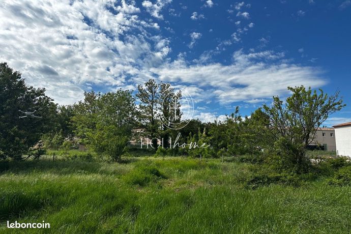 Terrain 400 m² Meyrargues