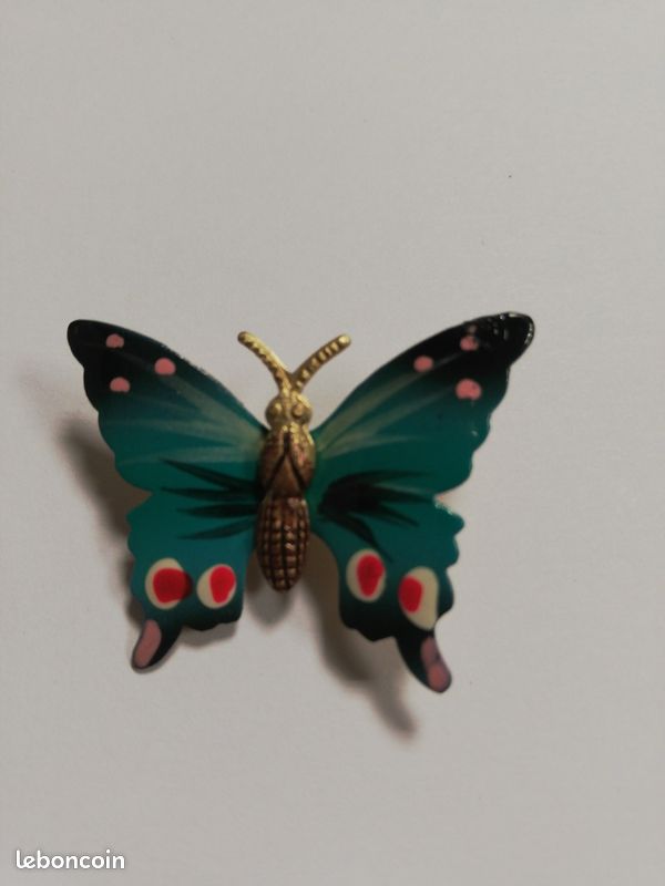 Broche papillon métal peint à la main/vintage - Montres & Bijoux