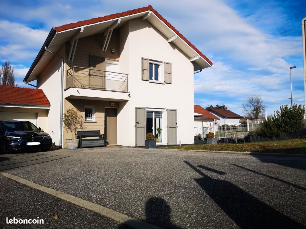 Maison 6 pièces 127 m² · à Valleiry · 127 m² · 565 000 €