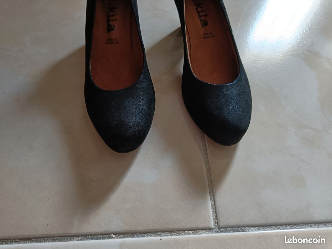 Belles chaussures escarpins à petit talon cuir véritable qualité élégants femme bleu marine doré (image 4)