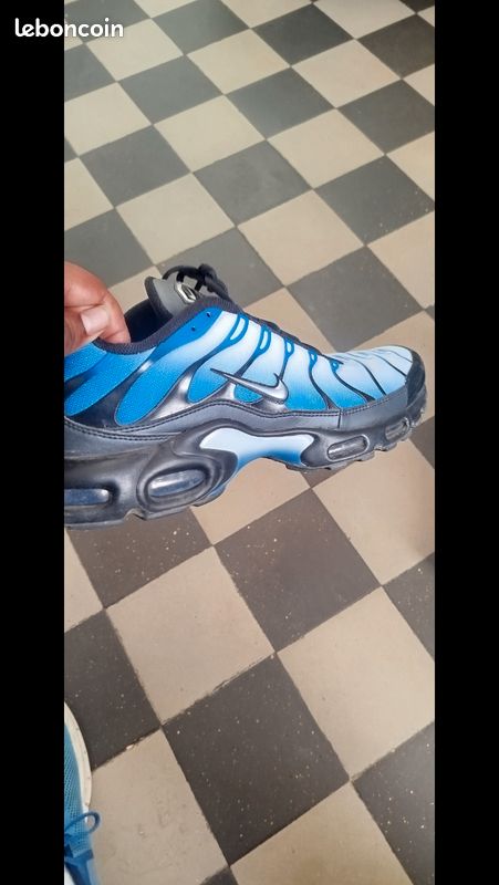 Nike (image 3)