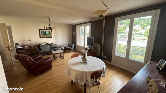 Appartement 3 pièces 67 m² · à Saint-Étienne · 67 m² · 75 000 €