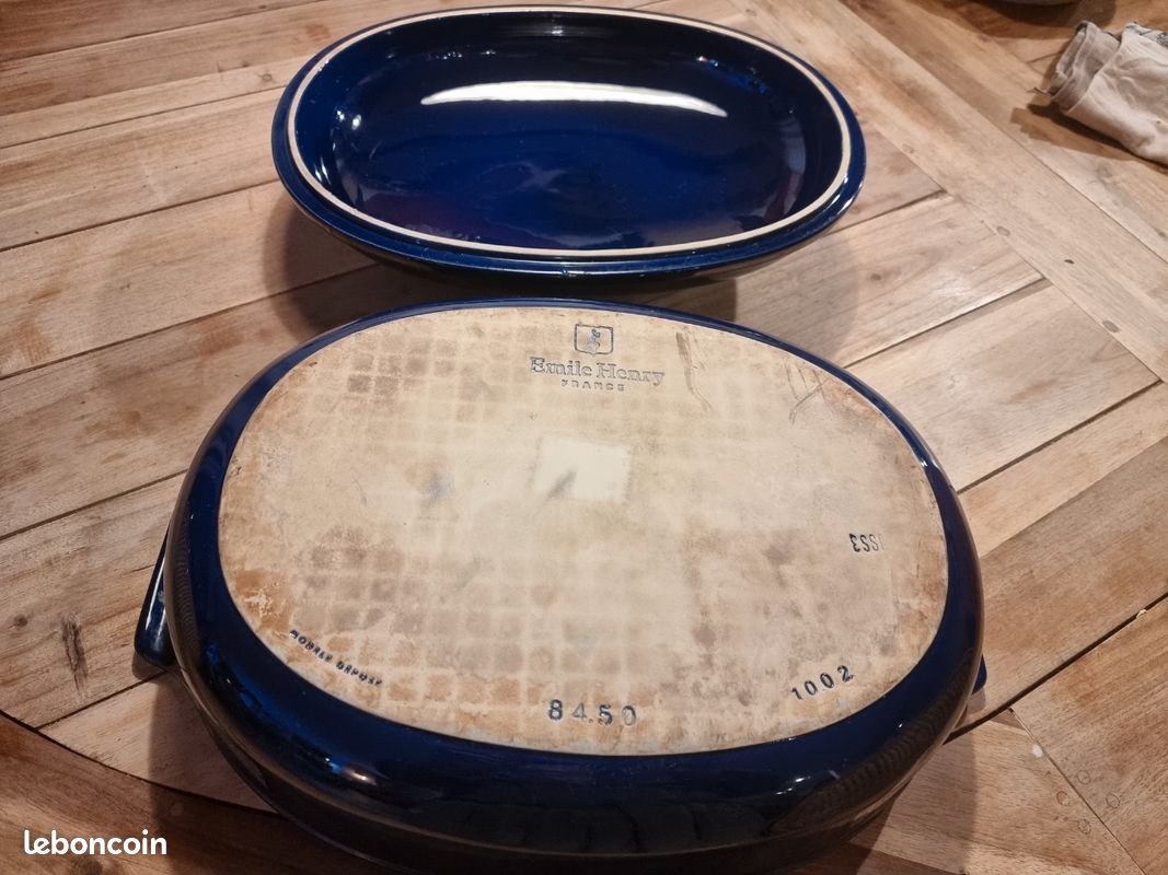 Que faire avec une cocotte en fonte ? Quels plats cuisiner Que faire avec une cocotte en fonte ? Quels plats cuisiner