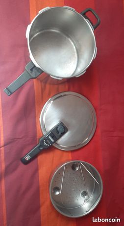 Autocuiseur Seb AUTHENTIQUE 10L COCOTTE-MINUTE INDUCTION P0531600 pas cher