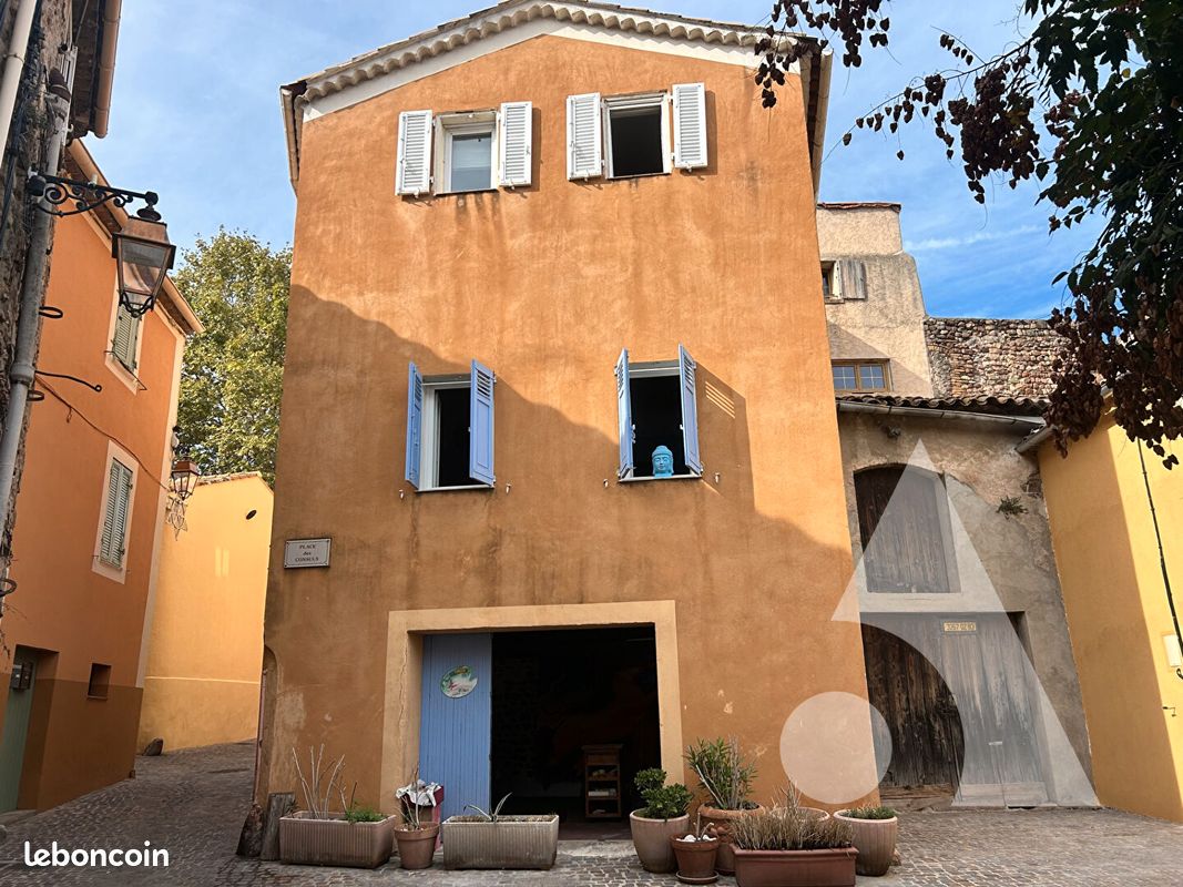 Appartement 3 pièces 60 m² · à Fréjus · 60 m² · 267 020 €