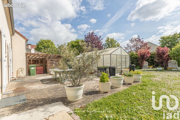 Propriété 7 pièces 140 m²