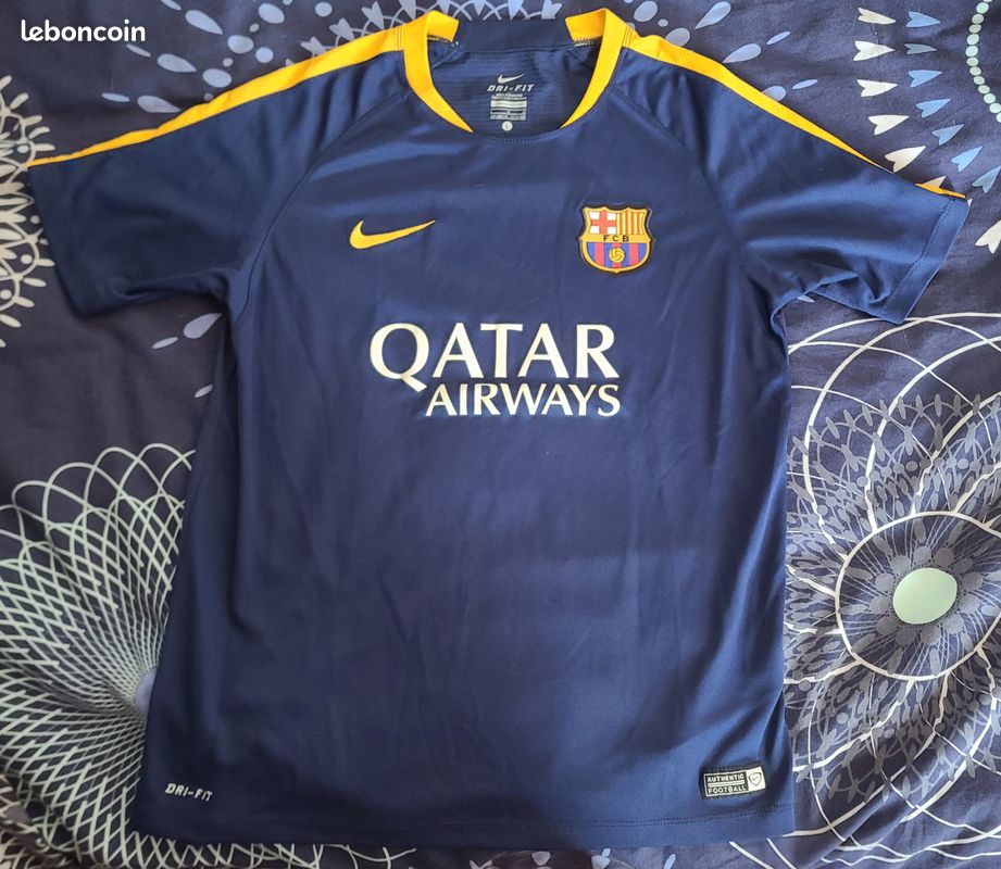 Maillot De Foot FC Barcelone Nike Authentique Officiel Taille Enfant 12 13 Ans Proche Du Neuf
