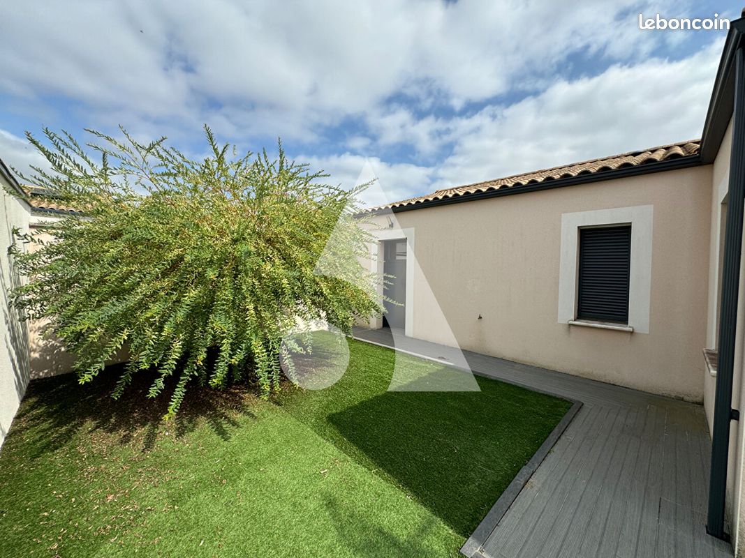 Maison 5 pièces 128 m² · à Niort · 128 m² · 1 350 €/mois
