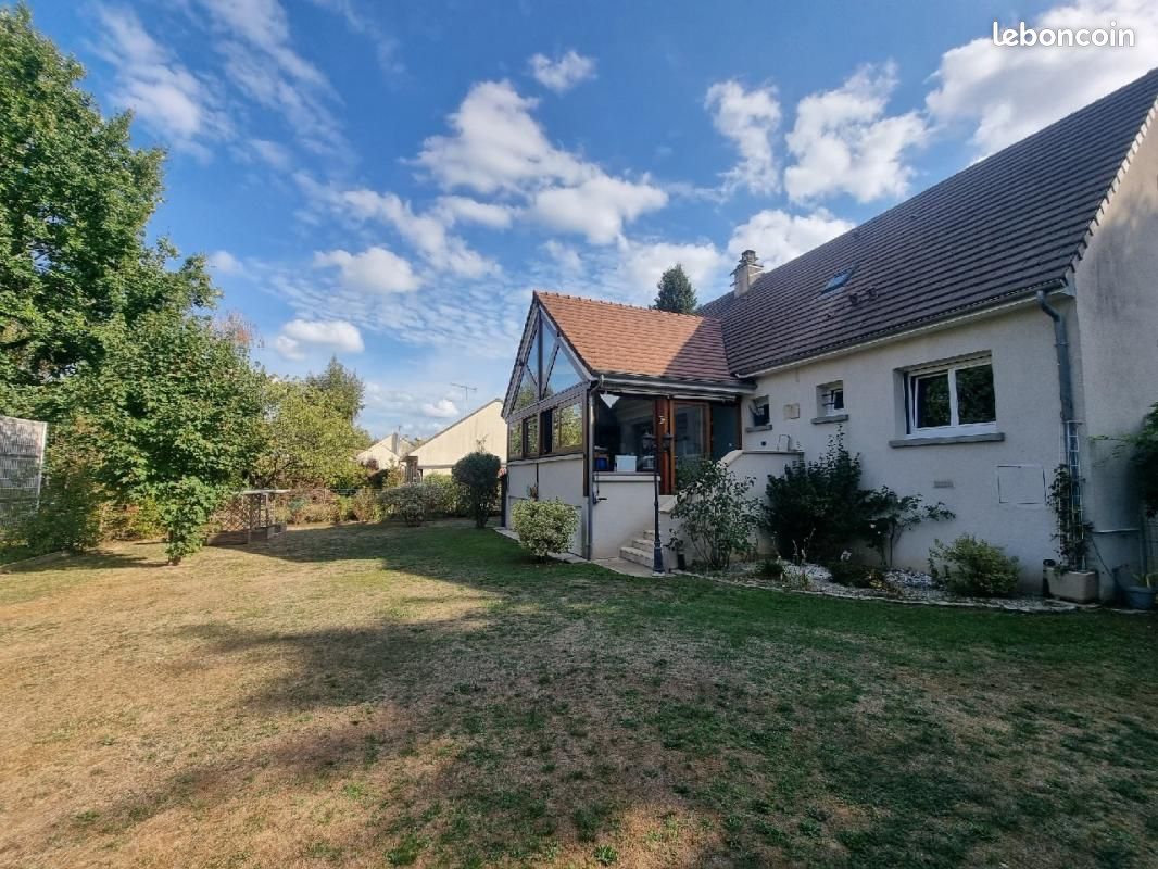 Maison 5 pièces 157 m² · à Milly-la-Forêt · 157 m² · 399 000 €
