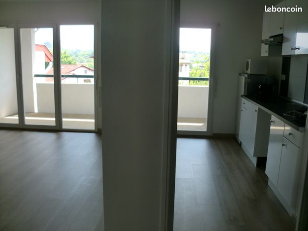Appartement T3 TB état Hendaye