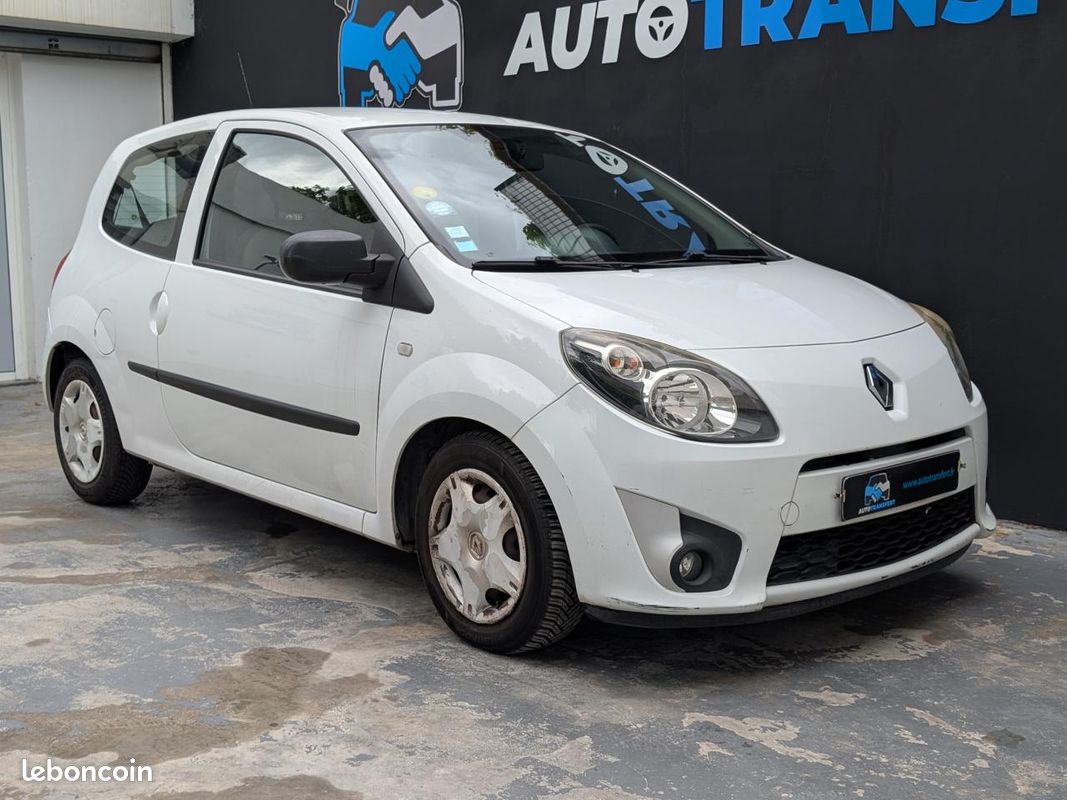 RENAULT TWINGO II 1.5 dCi 65ch Authentique (image 16)