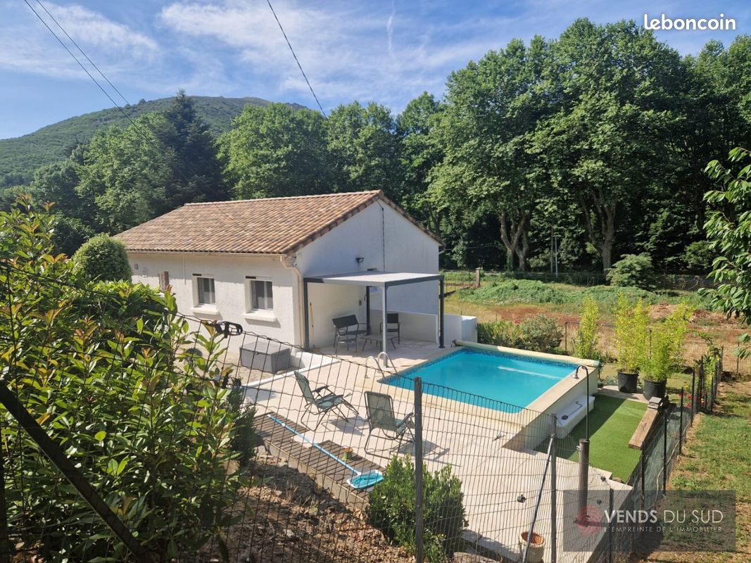 Maison 4 pièces 106 m² · à Saint-Geniès-de-Varensal · 106 m² · 250 000 €