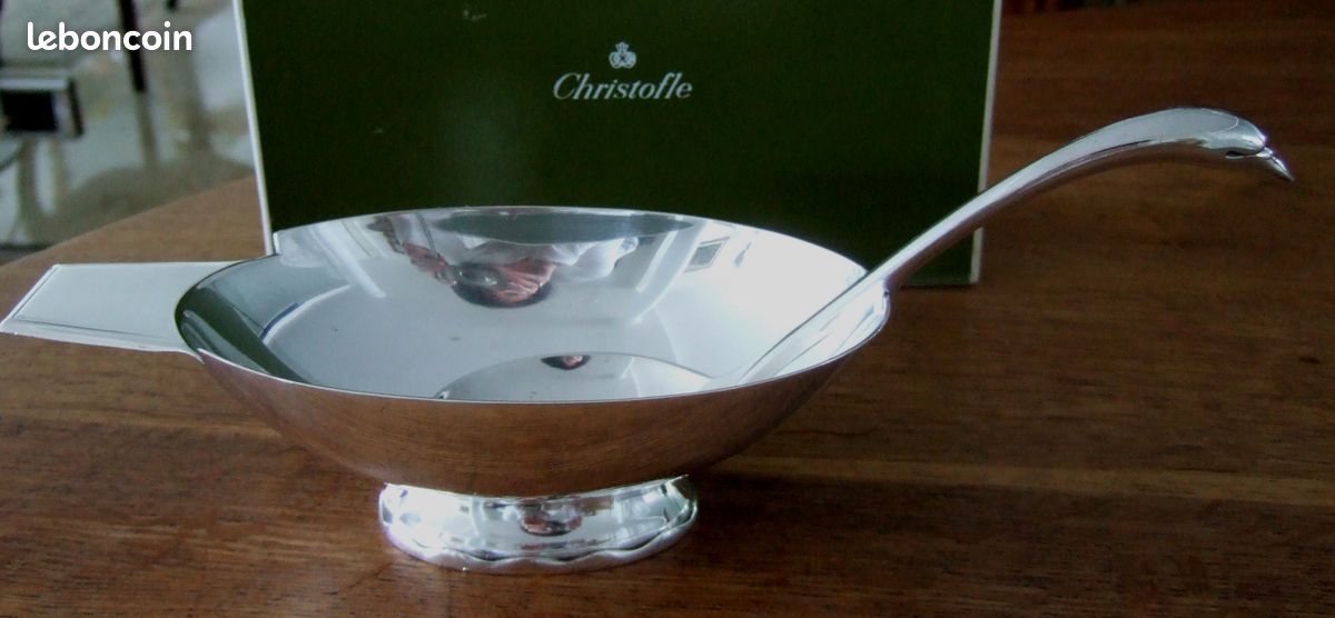 Christofle gallia sauciere cygne design C Fjerdingstad (image 1)