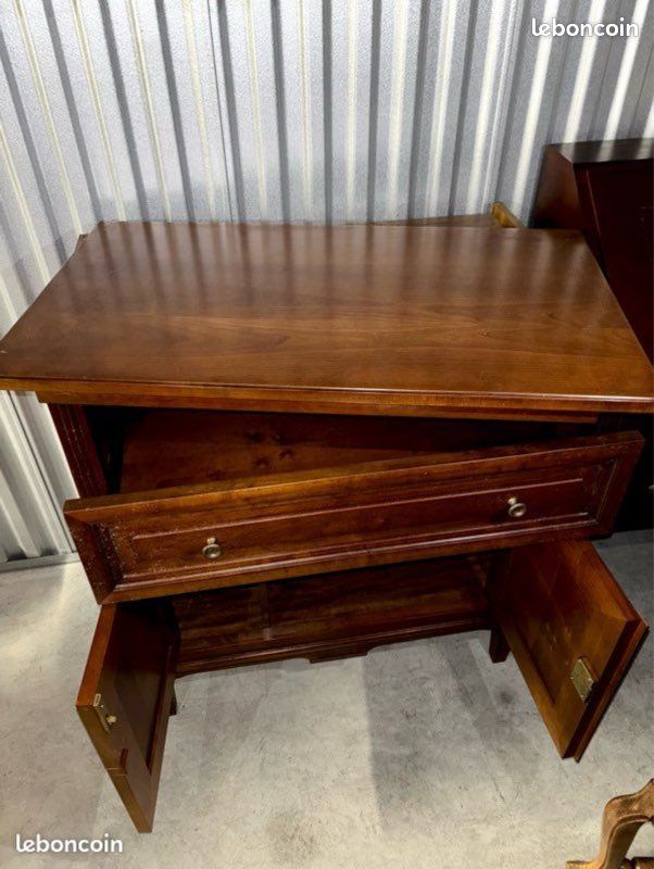 Meuble TV hi-fi 2 portes en bois (image 4)