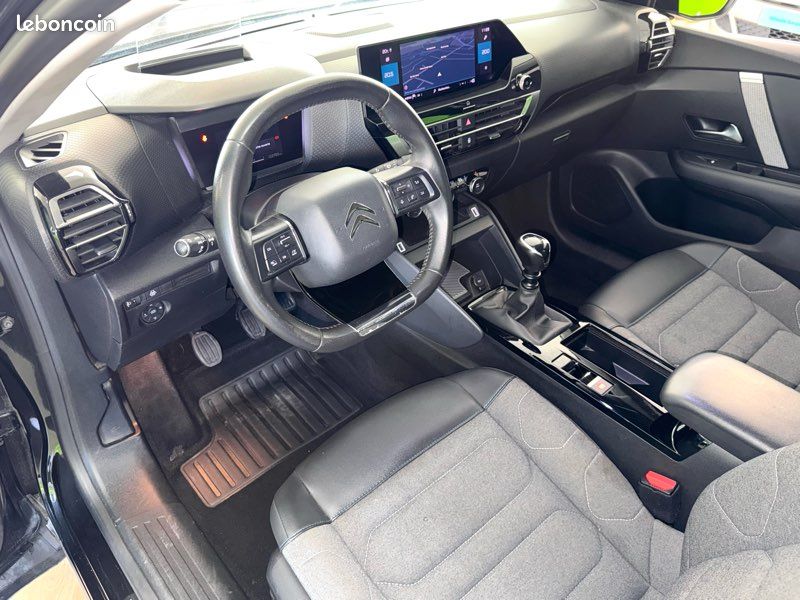 Citroën C4 III 1.5 BLUEHDI 110 S&S FEEL (image 2)