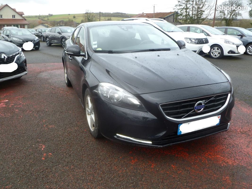 Volvo V40 1.6 D2 115CH MOMENTUM BUSINESS BV6 (image 2)