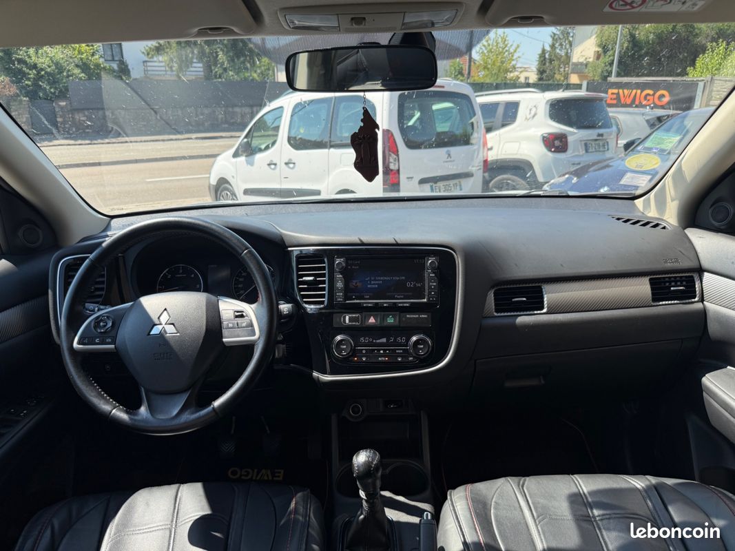 MITSUBISHI OUTLANDER 2.2 DID 150 CH INVITE 4Wd (image 17)