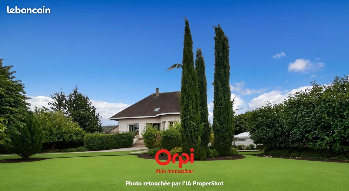 Maison 7 pièces 225 m² · à Saint-Victor · 225 m² · 345 000 €