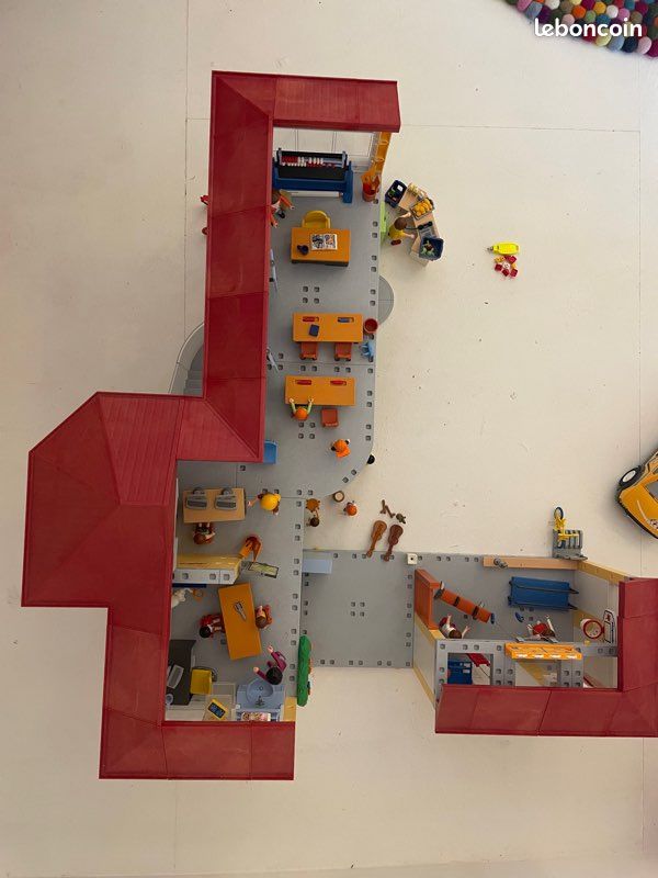 Grande école Playmobil (image 10)