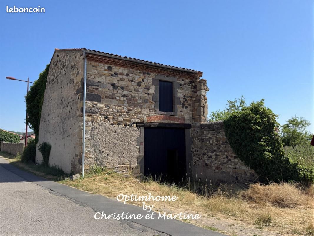 Maison 1 pièce 55 m² · à Champeix · 55 m² · 40 000 €