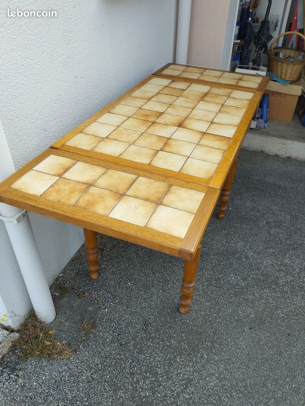 Table carrelée en hêtre (image 2)