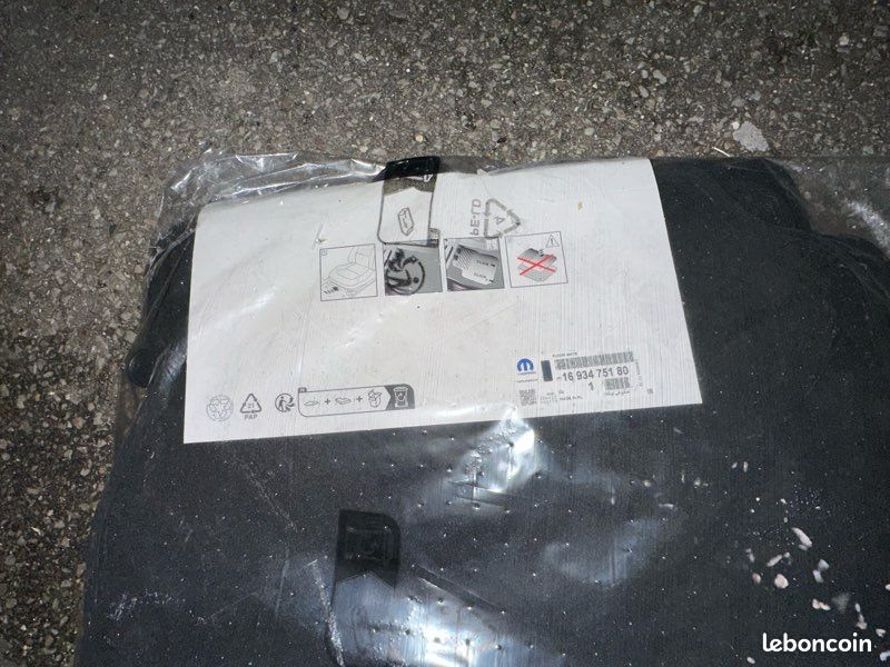 Tapis De Sol 3D Et Bac De Coffre Sur Mesure Pour Peugeot E-3008 (2024-2025) - Protection Totale, Caoutchouc TPE, Bord Haut 5 Cm