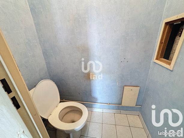 https://img.leboncoin.fr/api/v1/lbcpb1/images/58/4b/e0/584be0b3efea4e1b2efc4a455f79b1c5f11b6002.jpg?rule=ad-image