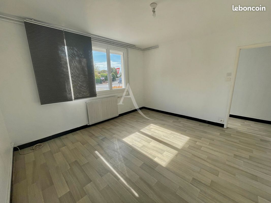 Maison 4 pièces 74 m² · à L'Isle-Jourdain · 74 m² · 930 €/mois