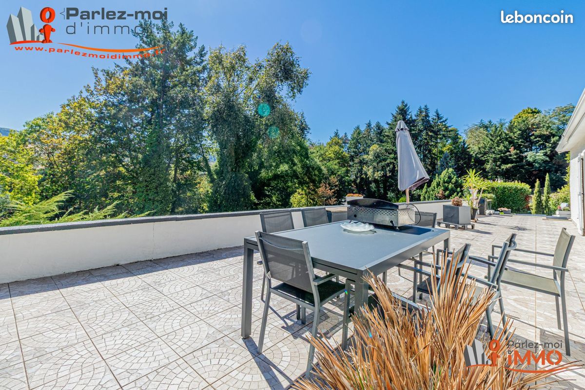 Maison 4 pièces 90 m² · à Tarare · 90 m² · 299 000 €