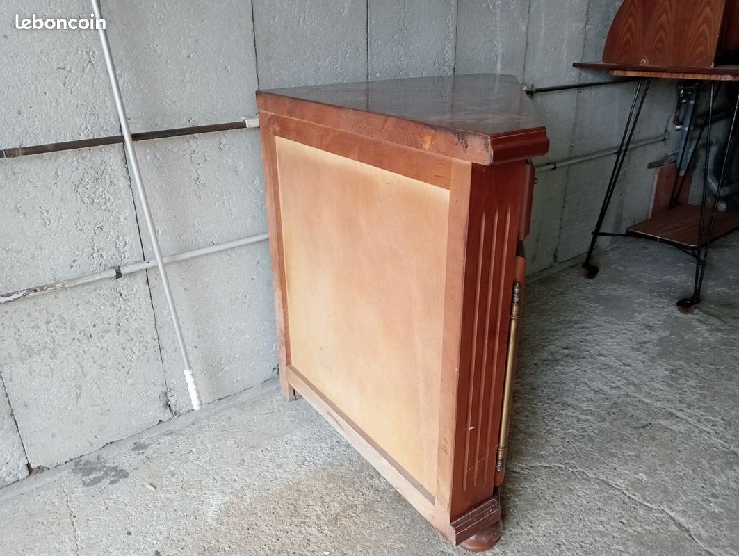 Meuble d'angle en chêne (image 3)