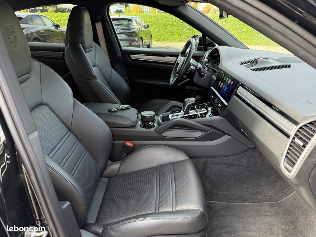 PORSCHE CAYENNE E-HYBRID 3.0 V6 462cv (image 15)