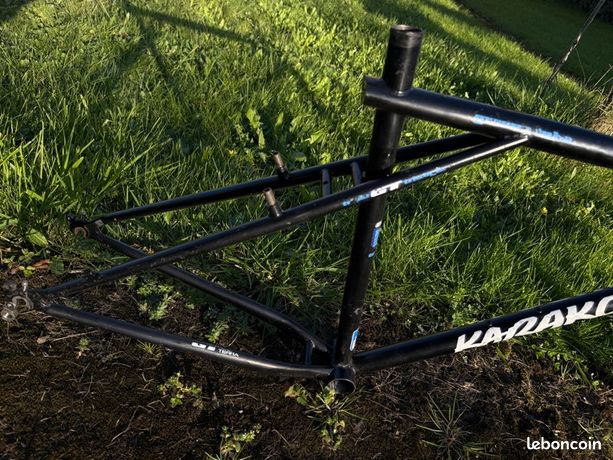 Guidon 22 mm avec barre KRM Pro Ride noir et bleu sans mousse