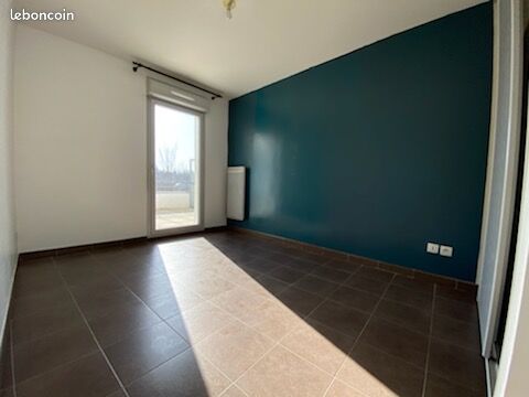 Appartement 2 pièces 54 m² · à Meyzieu · 54 m² · 760 €