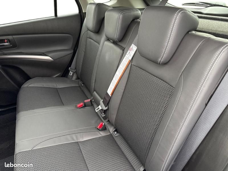 Suzuki S-Cross 1.4 Boosterjet Hybrid 110ch Style MY25 (image 8)