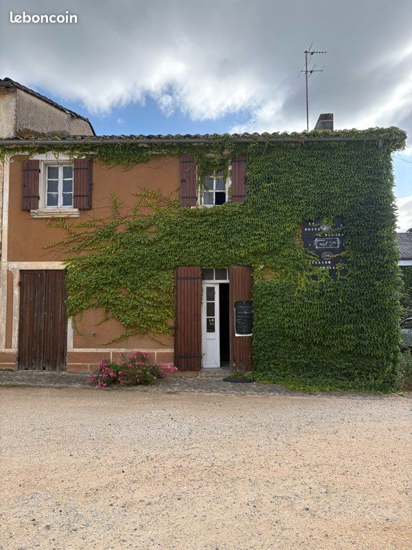 Maison 5 pièces 200 m² · à Romestaing · 200 m² · 75 000 €