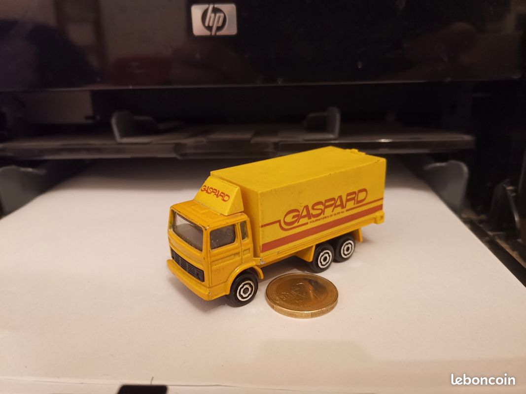 MAJORETTE FORD CAMION CITERNE PUB LES RENCONTRES DU DIESEL PEUGEOT N MAJORETTE FORD CAMION CITERNE PUB LES RENCONTRES DU DIESEL PEUGEOT N