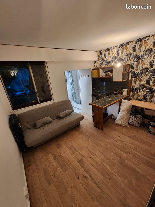 Appartement 1 pièce 17 m² · à Poitiers · 17 m² · 400 €/mois