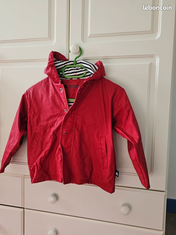 Capuche Hublot Vetement Imperméable Hublot Vêtements