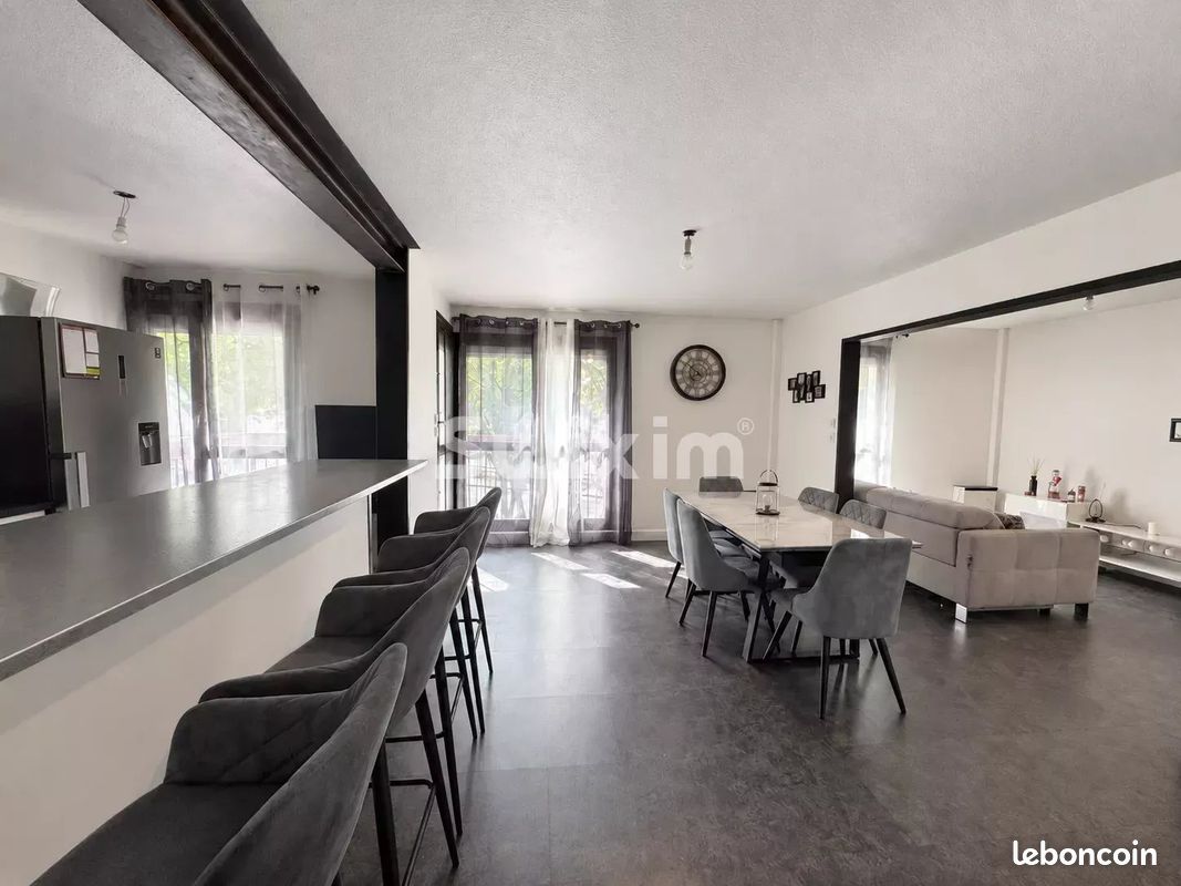 Appartement 4 pièces 90 m² · à Annecy · 90 m² · 299 000 €